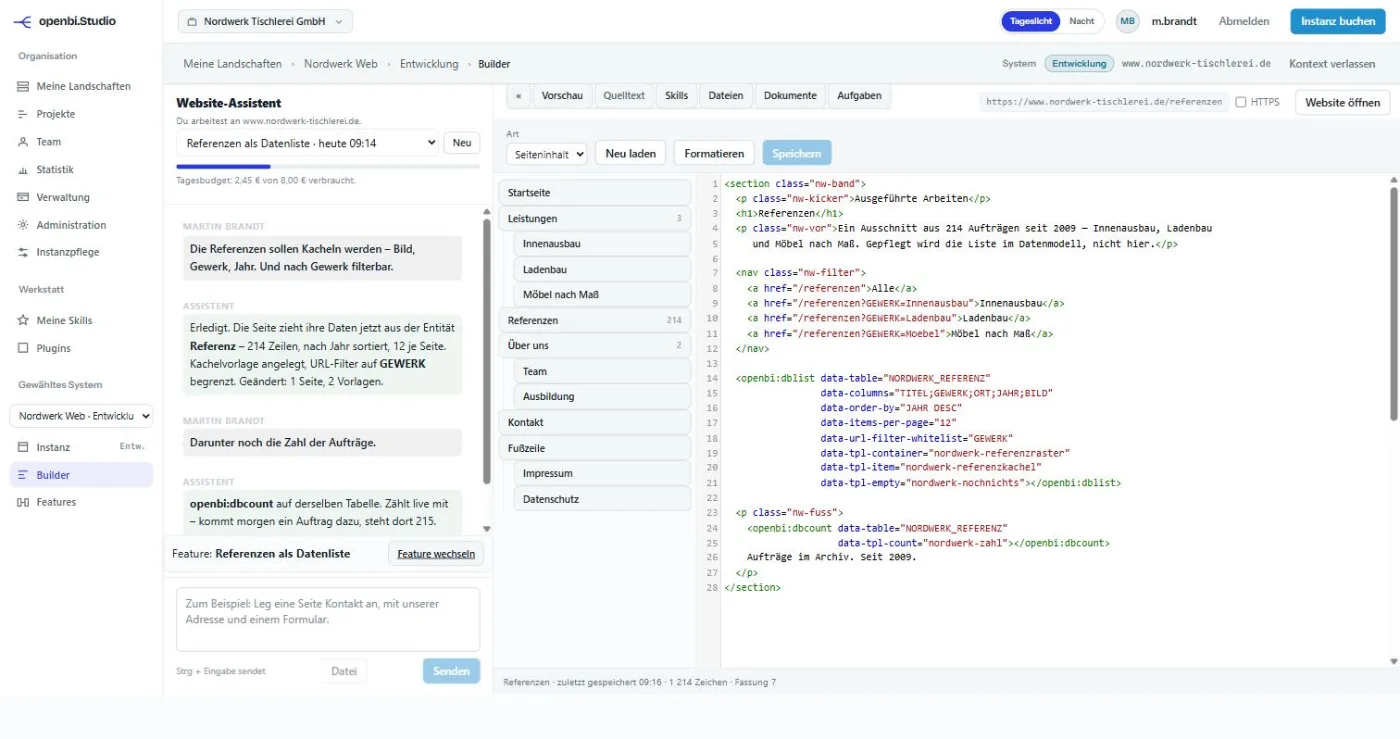 Der Website-Assistent von openbi Studio: links das Gespräch, rechts der Seitenbaum und der Quelltext der gewählten Seite.